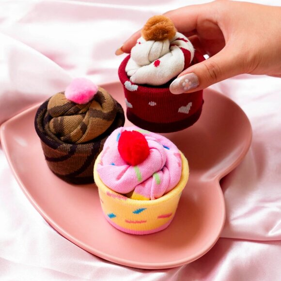 Cupcake Sock Gift Set - Picture 1 of 5